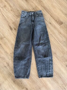 Cinched Barrel Washed Black Relaxed Jeans
